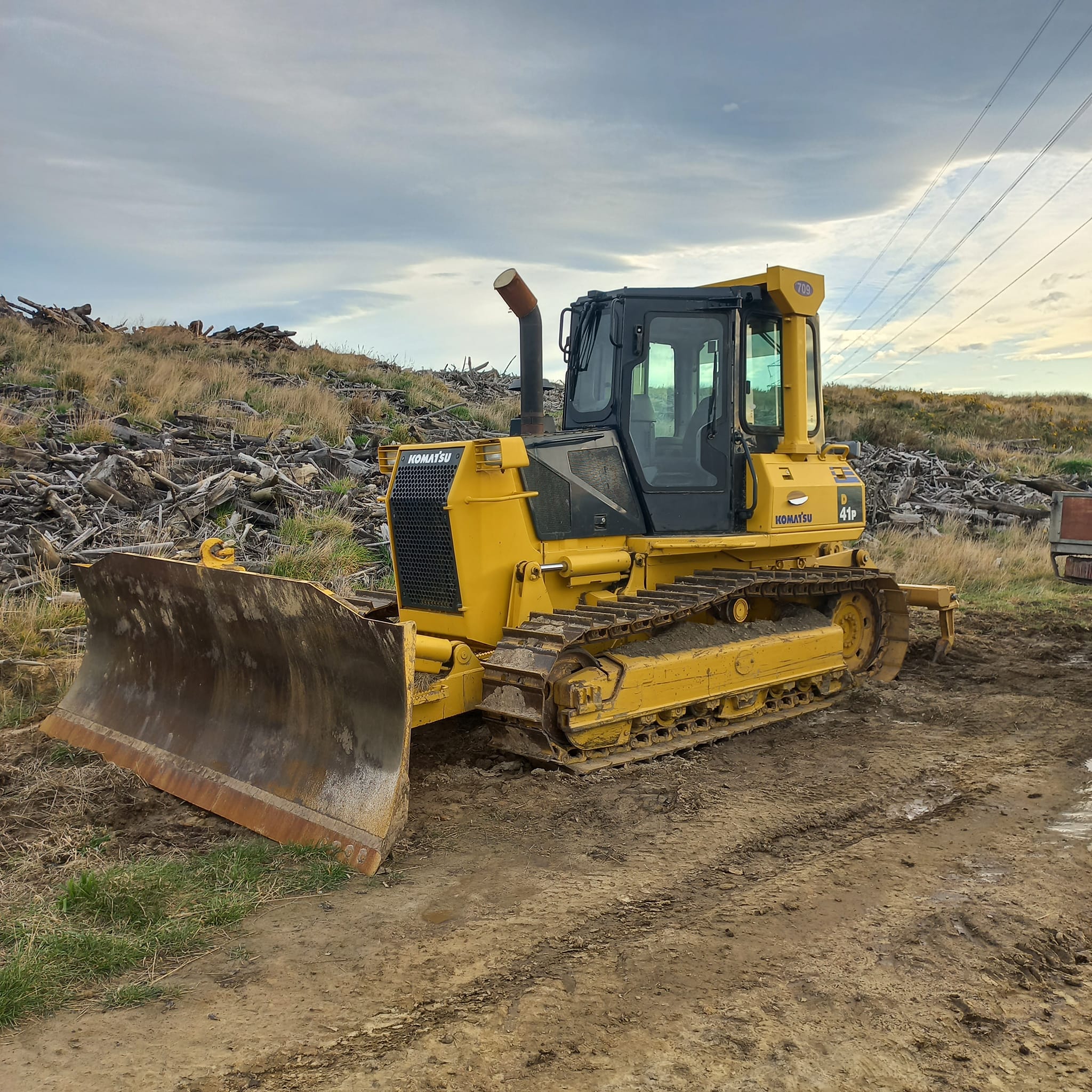 Tractors & Agricultural
